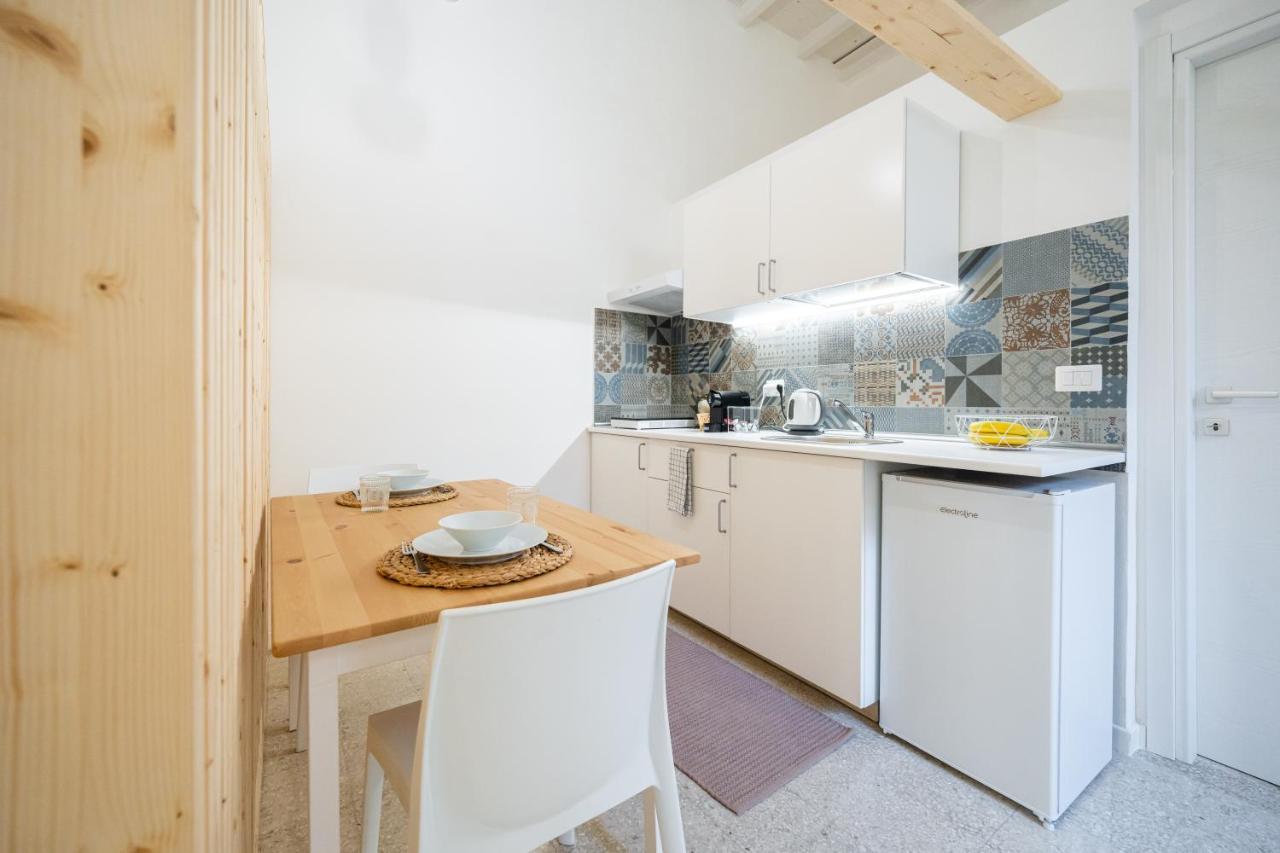 Cortile Santa Teresa Apartman Szirakúza Kültér fotó